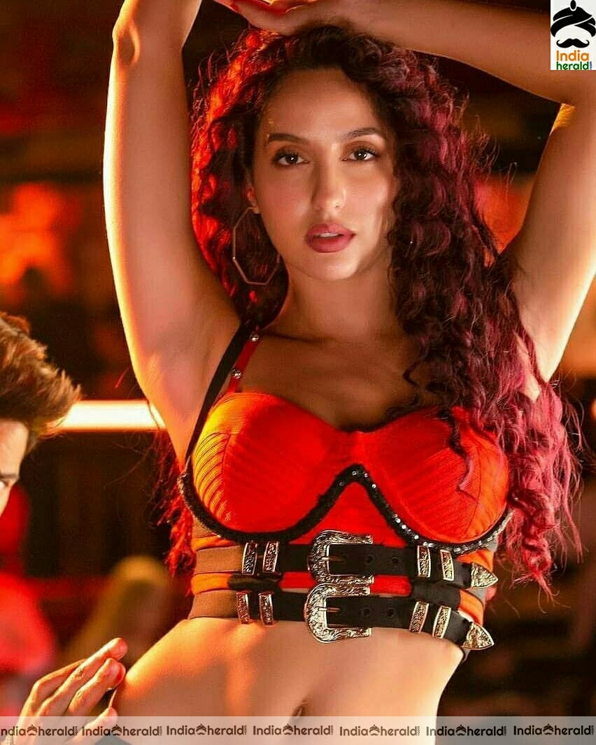 Nora fatehi hot compilation photo stills