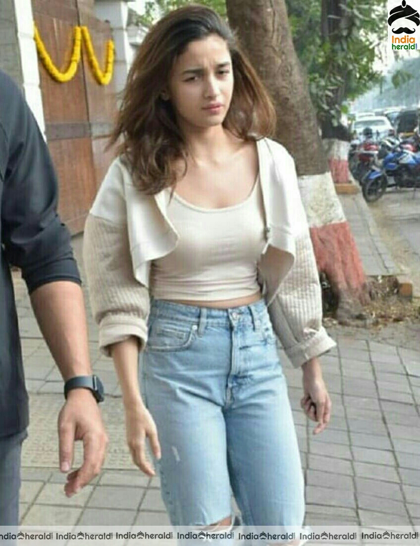 Nushrat Bharucha and Aliabhatt Spotted Outside At Bandra