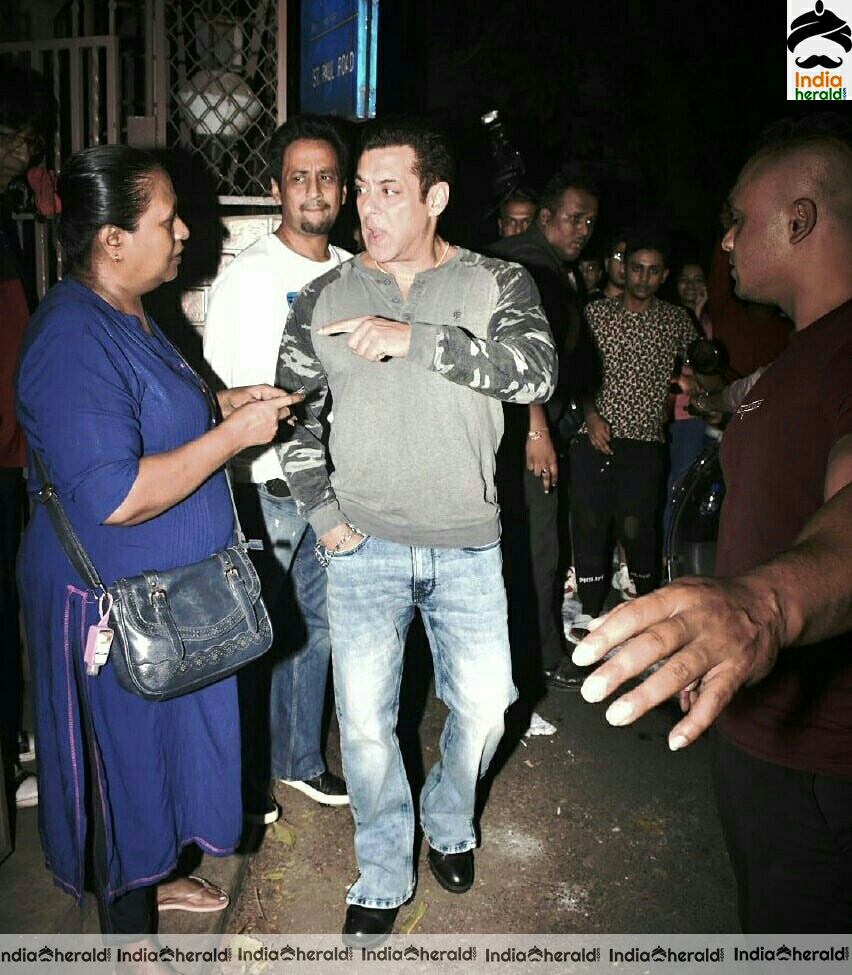 Nushrat Bharucha and Salman khan Spotted Outside Bandra