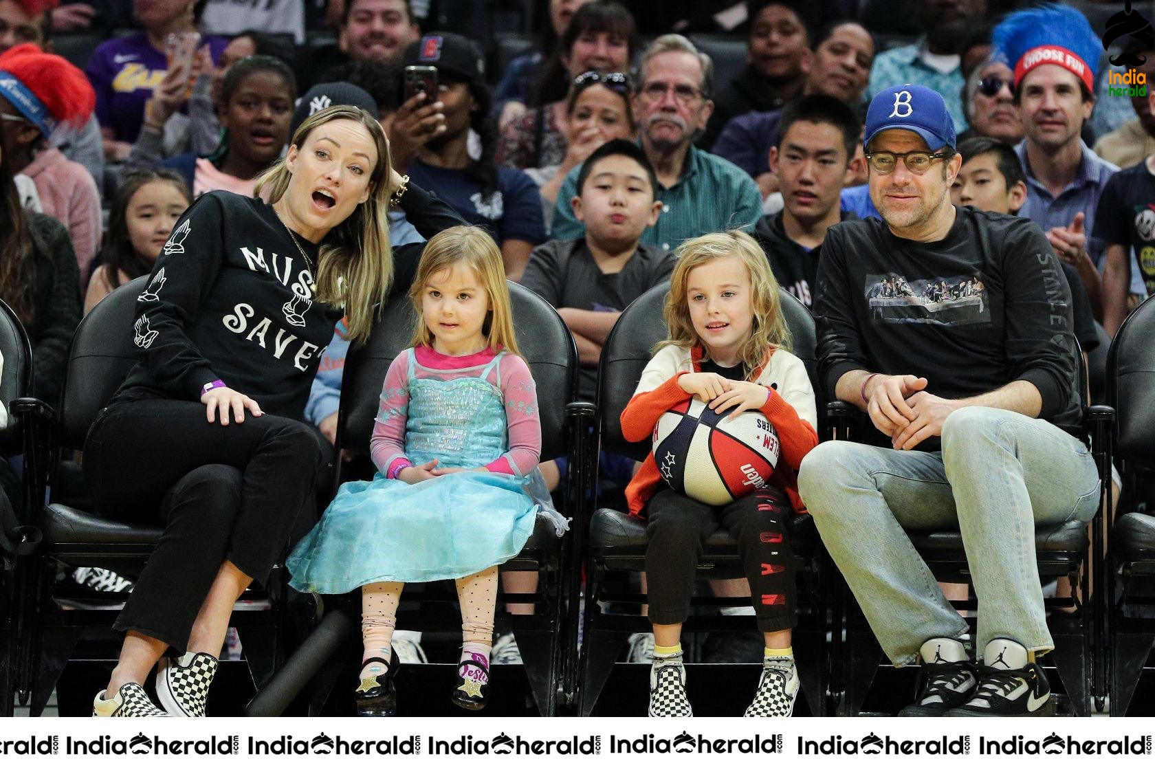 Olivia Wilde attends Harlem Globetrotters game in Los Angeles