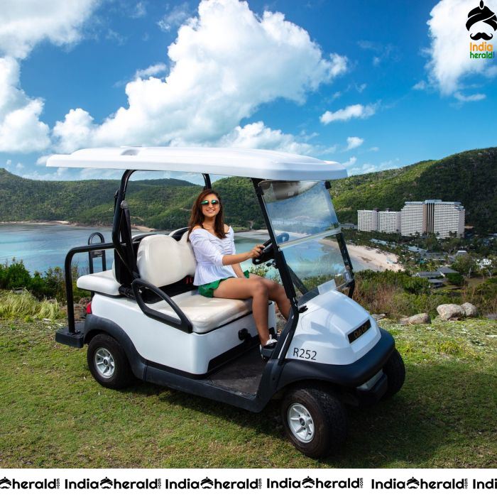 Parineeti Chopra Sizzling Hot Latest Photos Set 2