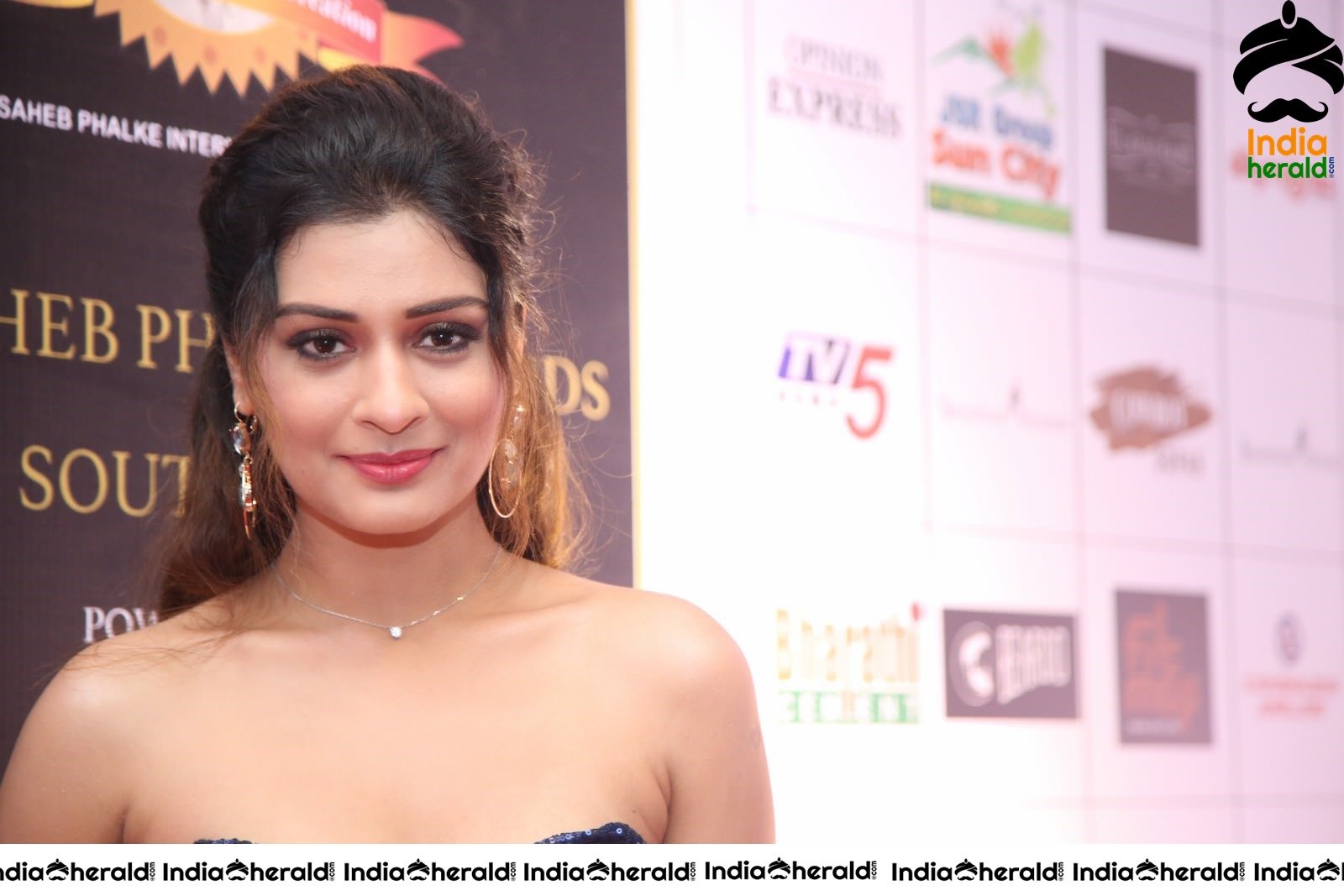 Payal Rajput Hot And Sexy At Dada Saheb Phalke Award 2019