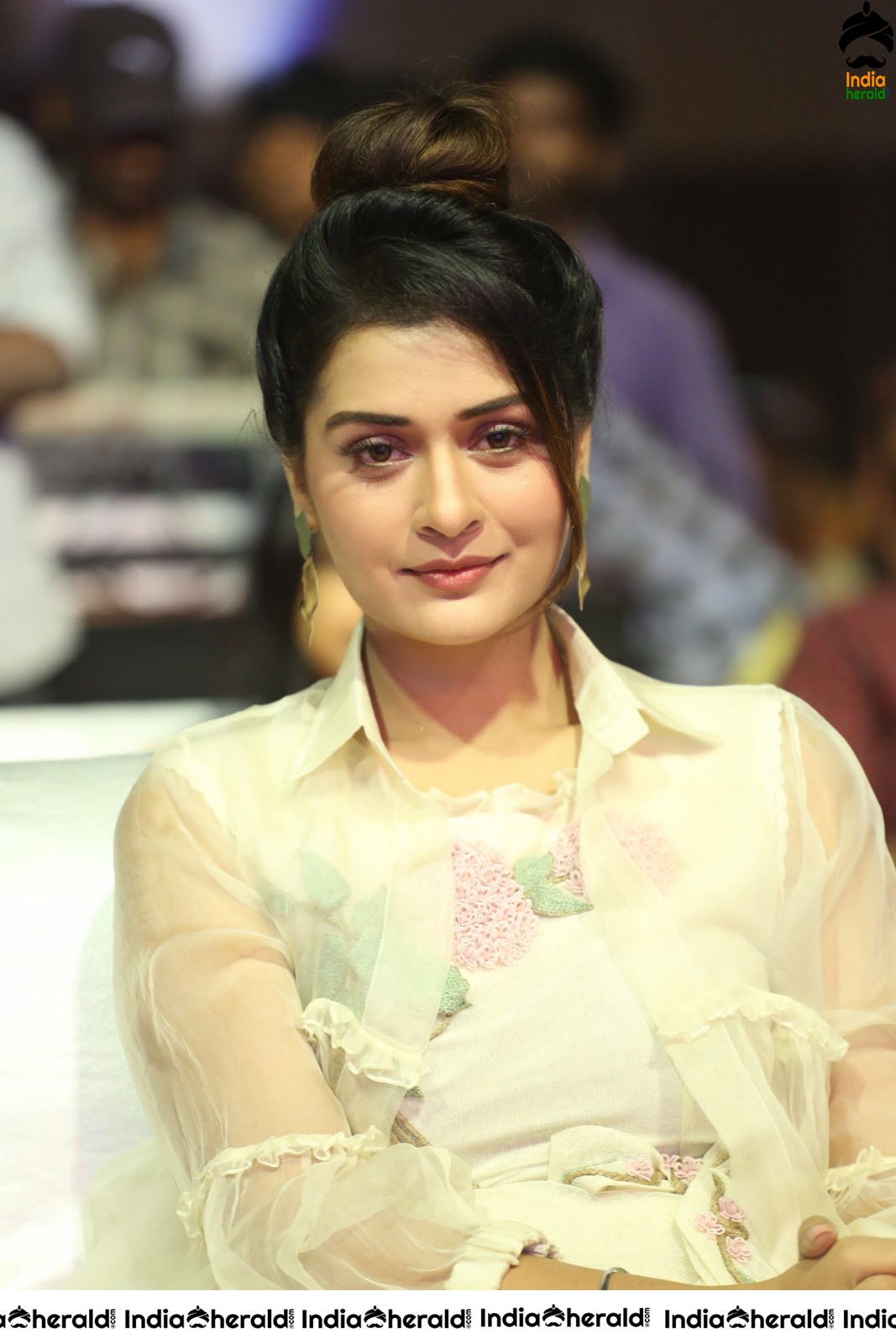 Payal Rajput Looking Angelic in Mesmerizing White Set 2