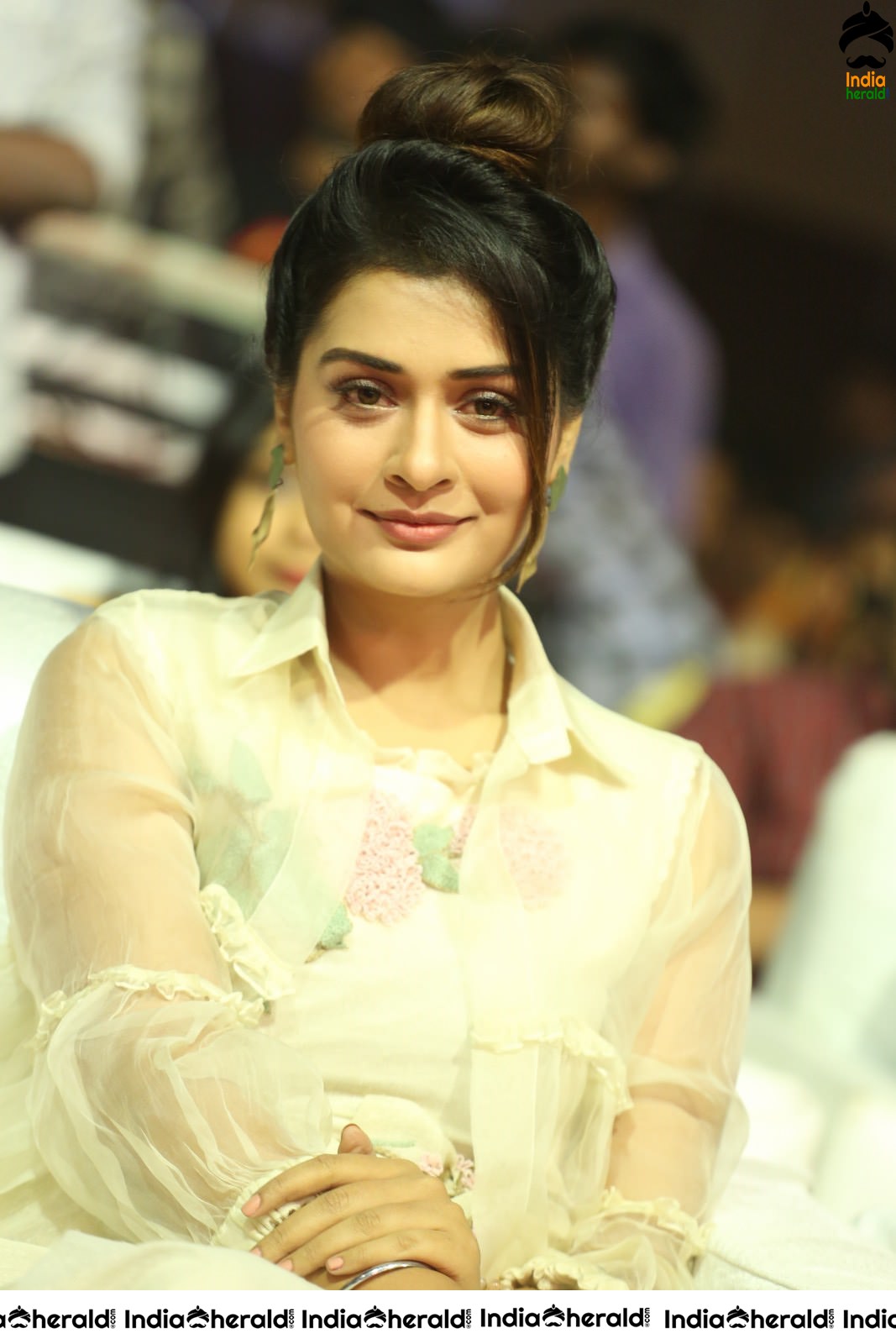 Payal Rajput Looking Angelic in Mesmerizing White Set 2