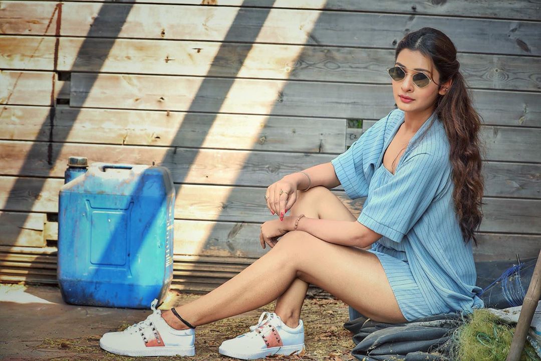 Payal Rajput Mesmerizing Hot Photos