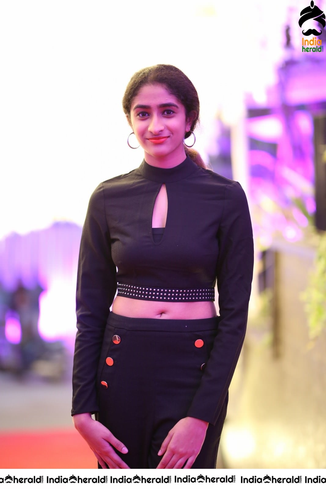 Payal Rajput with other actresses at Mirrors Kerastase Launch Set 2