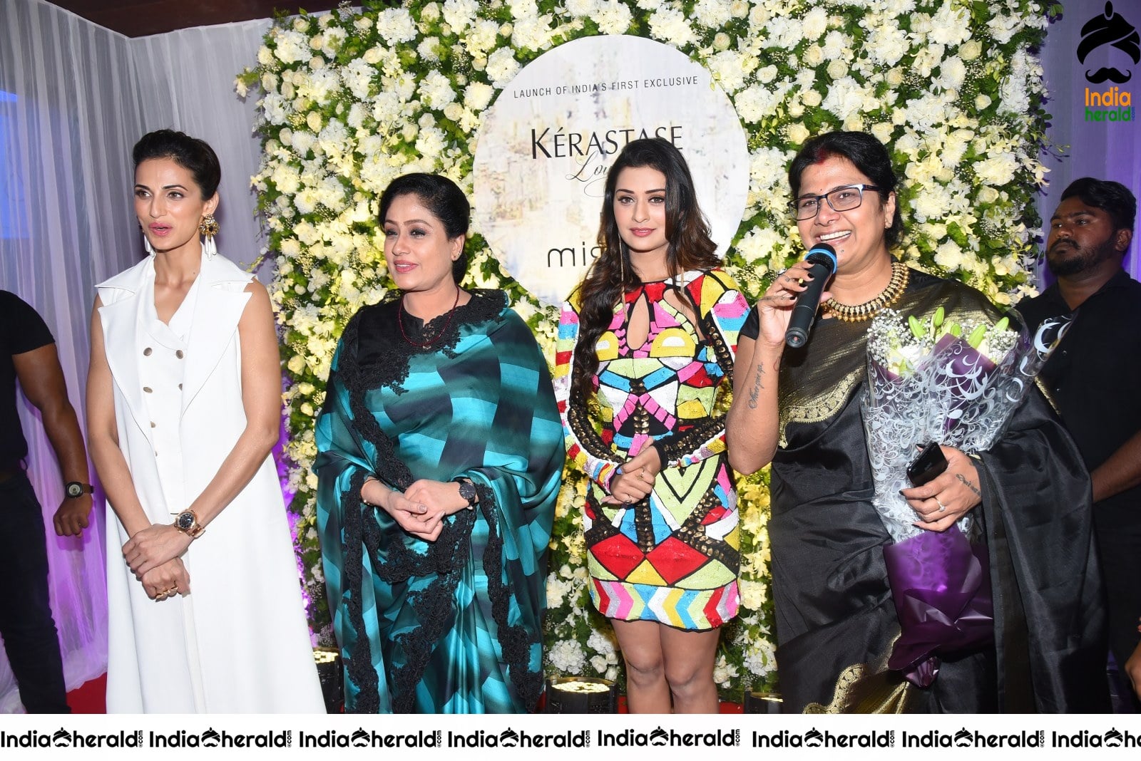 Payal Rajput with other actresses at Mirrors Kerastase Launch Set 3