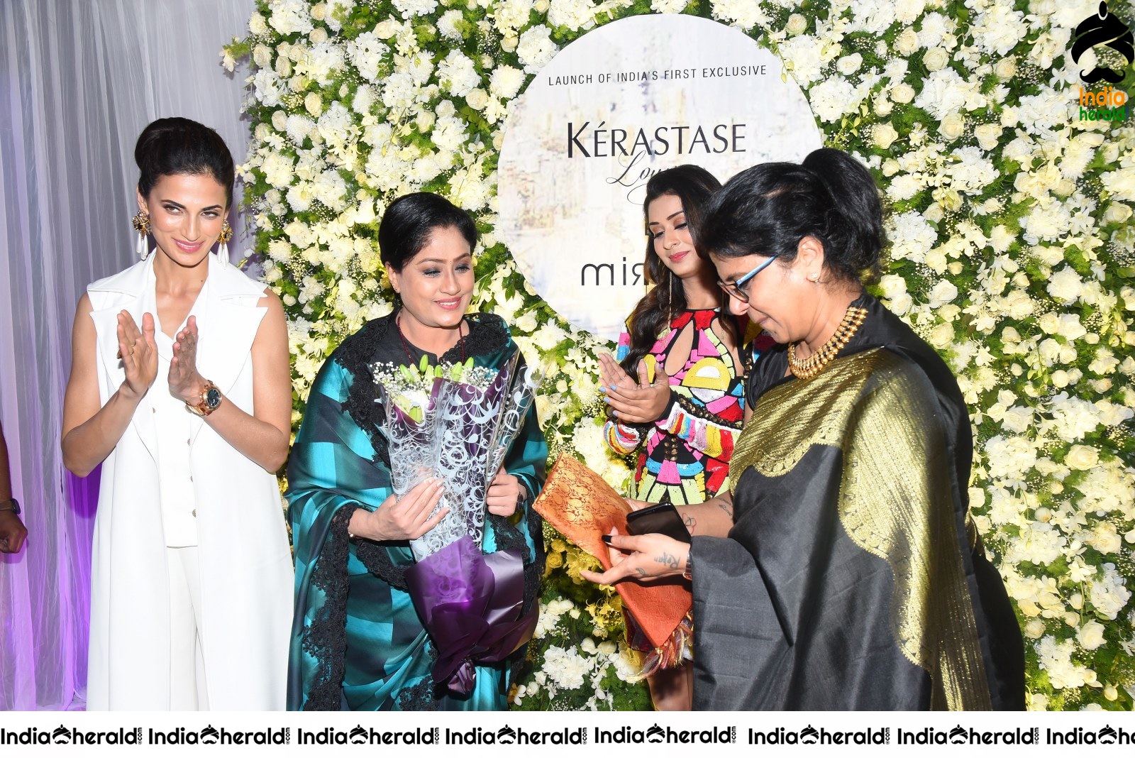 Payal Rajput with other actresses at Mirrors Kerastase Launch Set 4