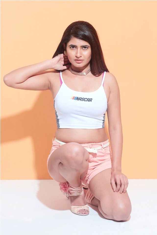 Plump Ashima Narwal Shows Her Fleshy Hot Assets In Sexy Shoot