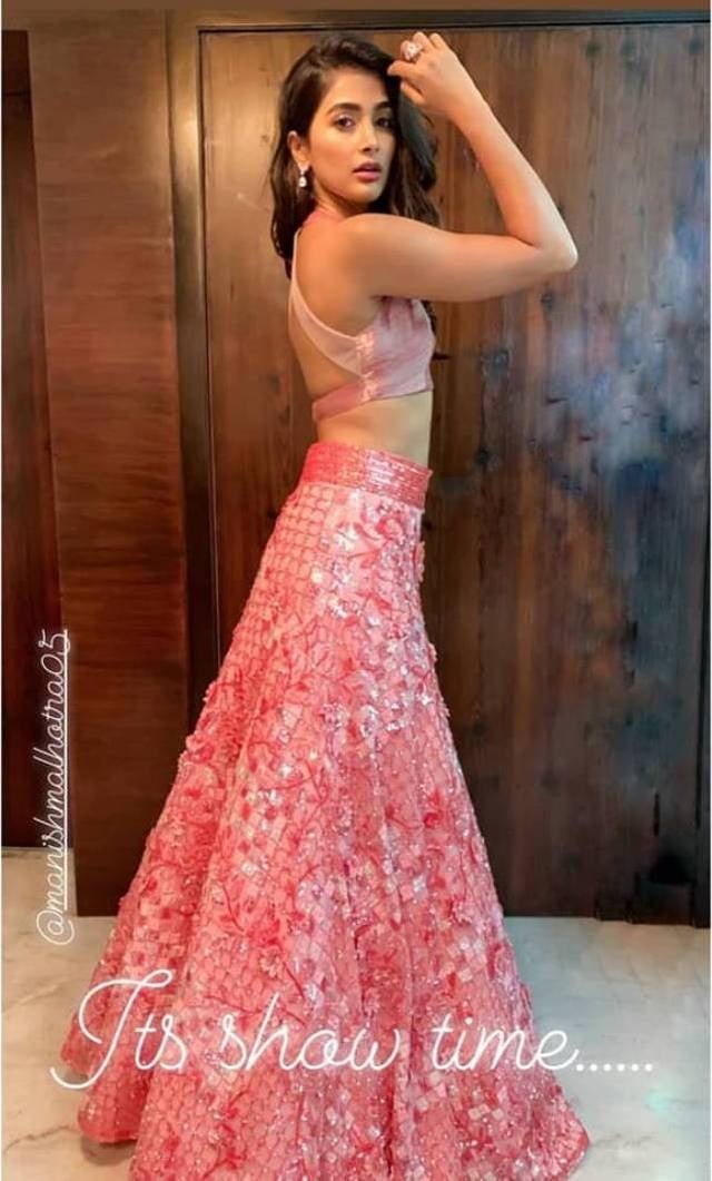 Pooja Hegde Hot Exposing Sexy Show At Lakme Fashion Event