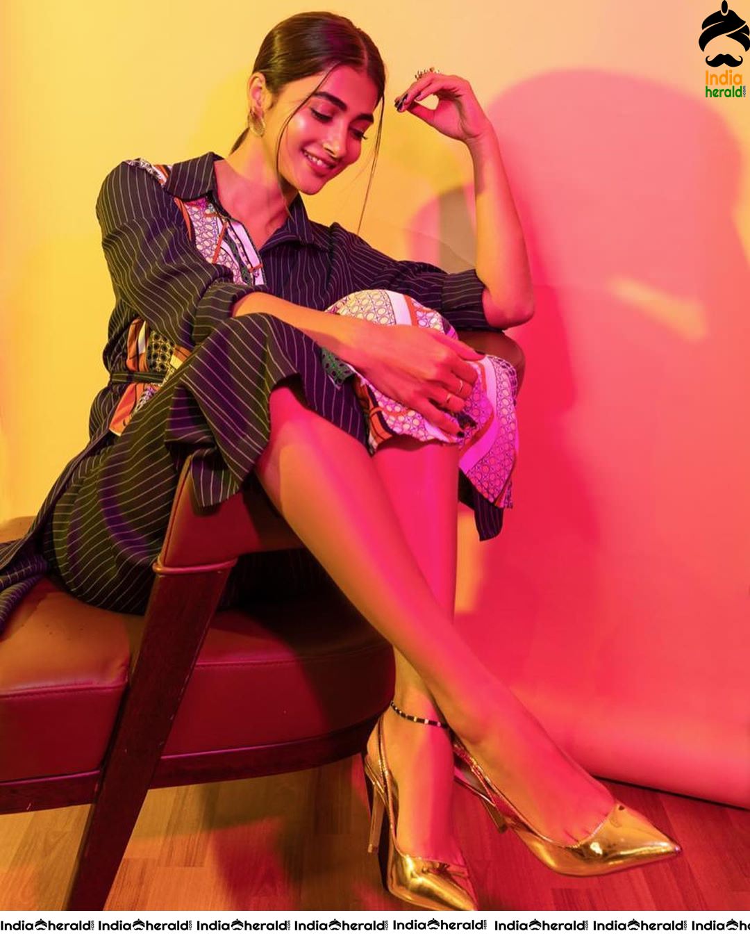 Pooja Hegde Hot Foxy and Bewitching Latest Photos Set 2