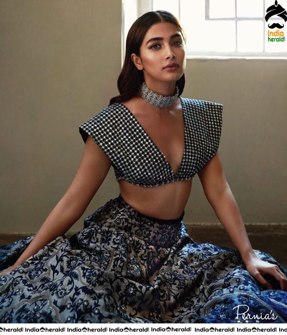 Pooja Hegde Hot Foxy and Bewitching Latest Photos Set 3