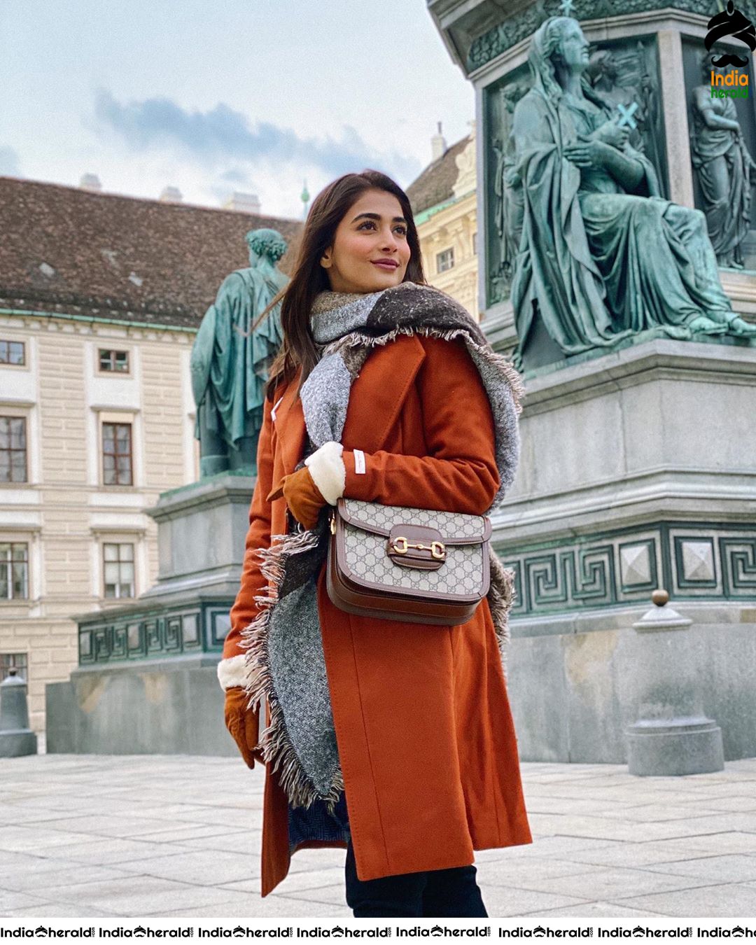 Pooja Hegde Hot Foxy and Bewitching Latest Photos Set 4