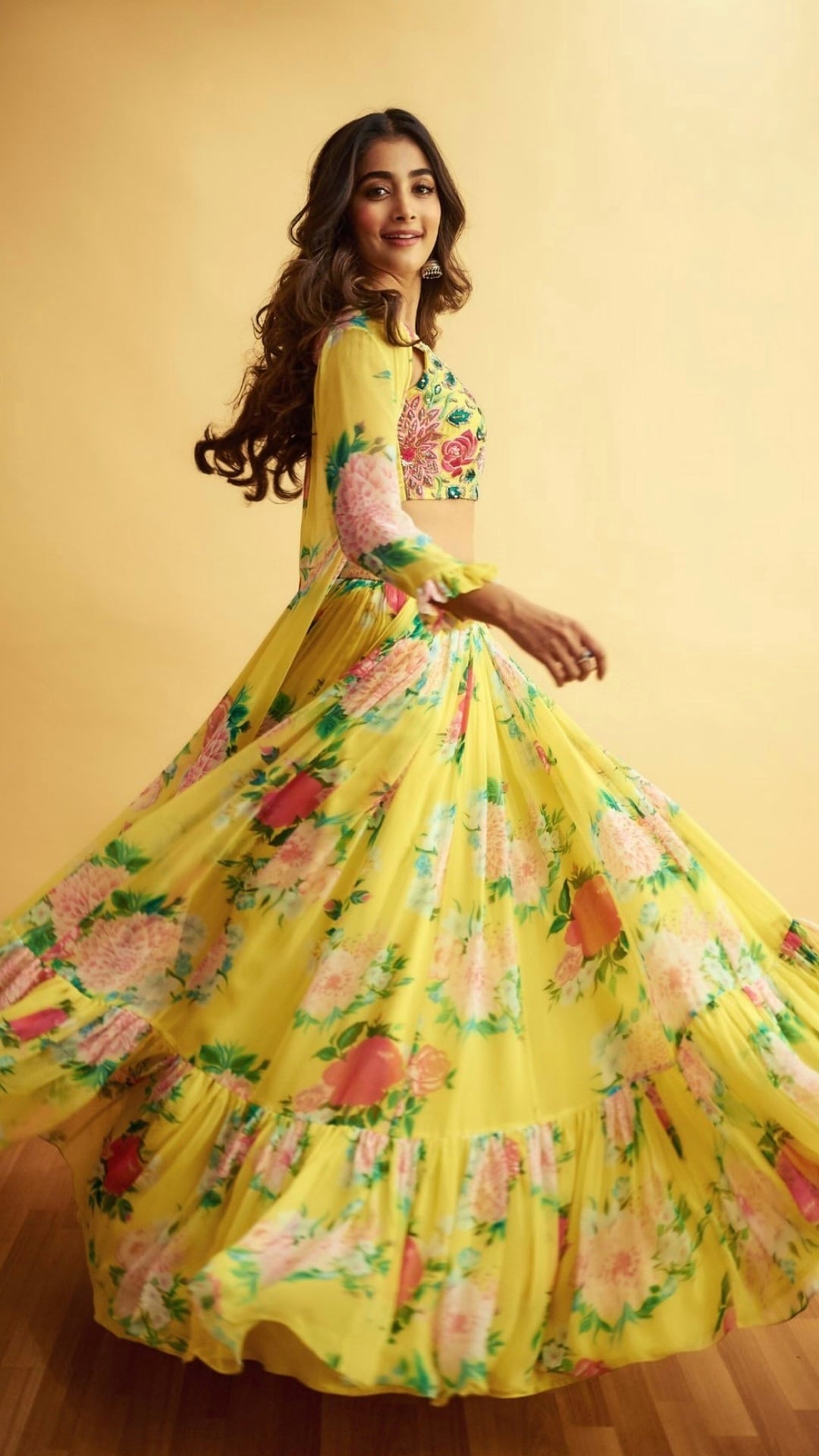 Pooja Hegde Latest Hot Photos Compilation