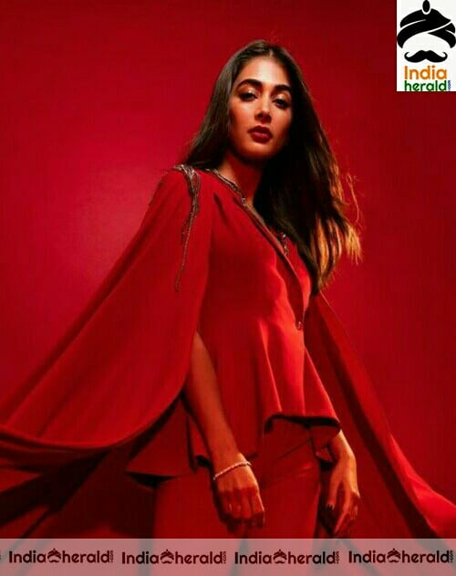 Pooja Hegde latest Hot Stills
