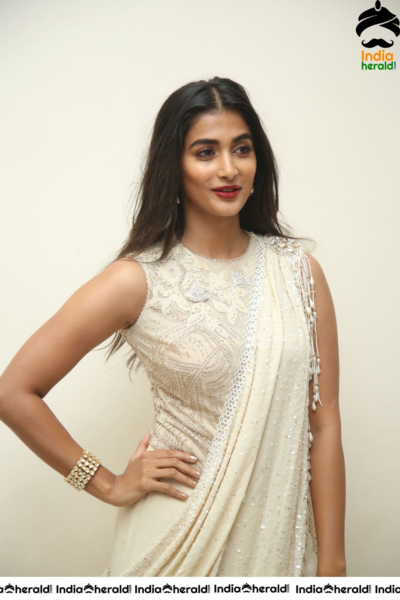 Pooja Hegde Looking Tempting and Cute in This Costume Set 2