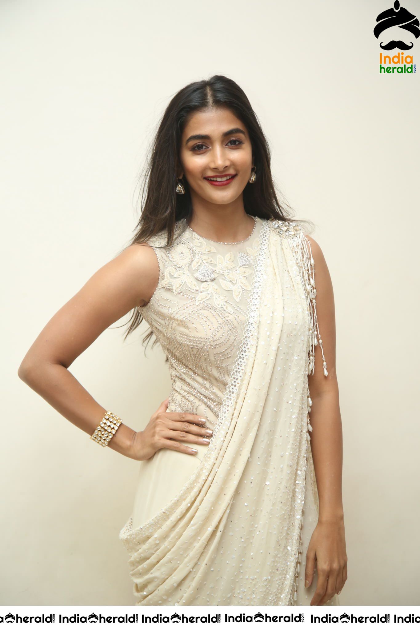 Pooja Hegde Looking Tempting and Cute in This Costume Set 2