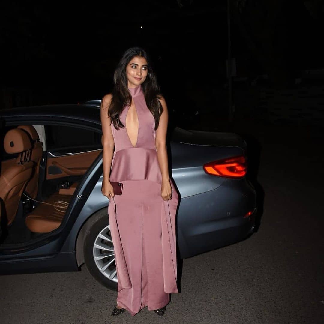 Pooja Hegde Shocks The Public In Juhu With Cleavage Exposing Dress