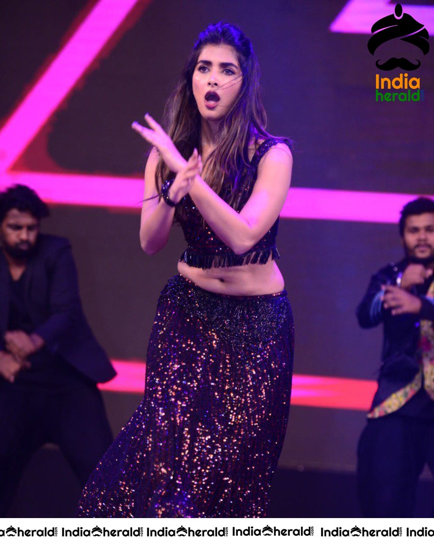Pooja Hegde Shows Her Chubby Fleshy Stomach During Her Hot Dance At Cinemahotsavam