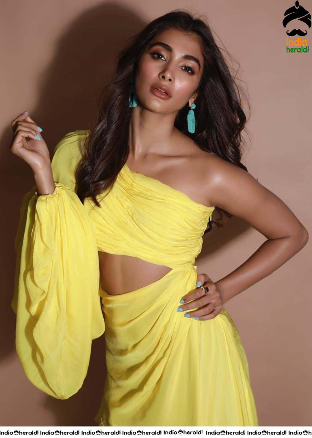Pooja Hegde Too Hot in Yellow Frock flaunting her Dusky Beauty