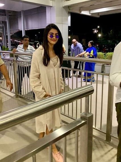 Pooja Hegde Vacation Photos At Washington