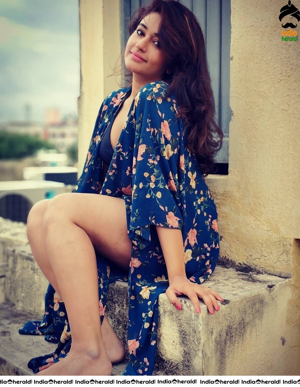 Poonam Bajwa Latest Hot Photos Set 2