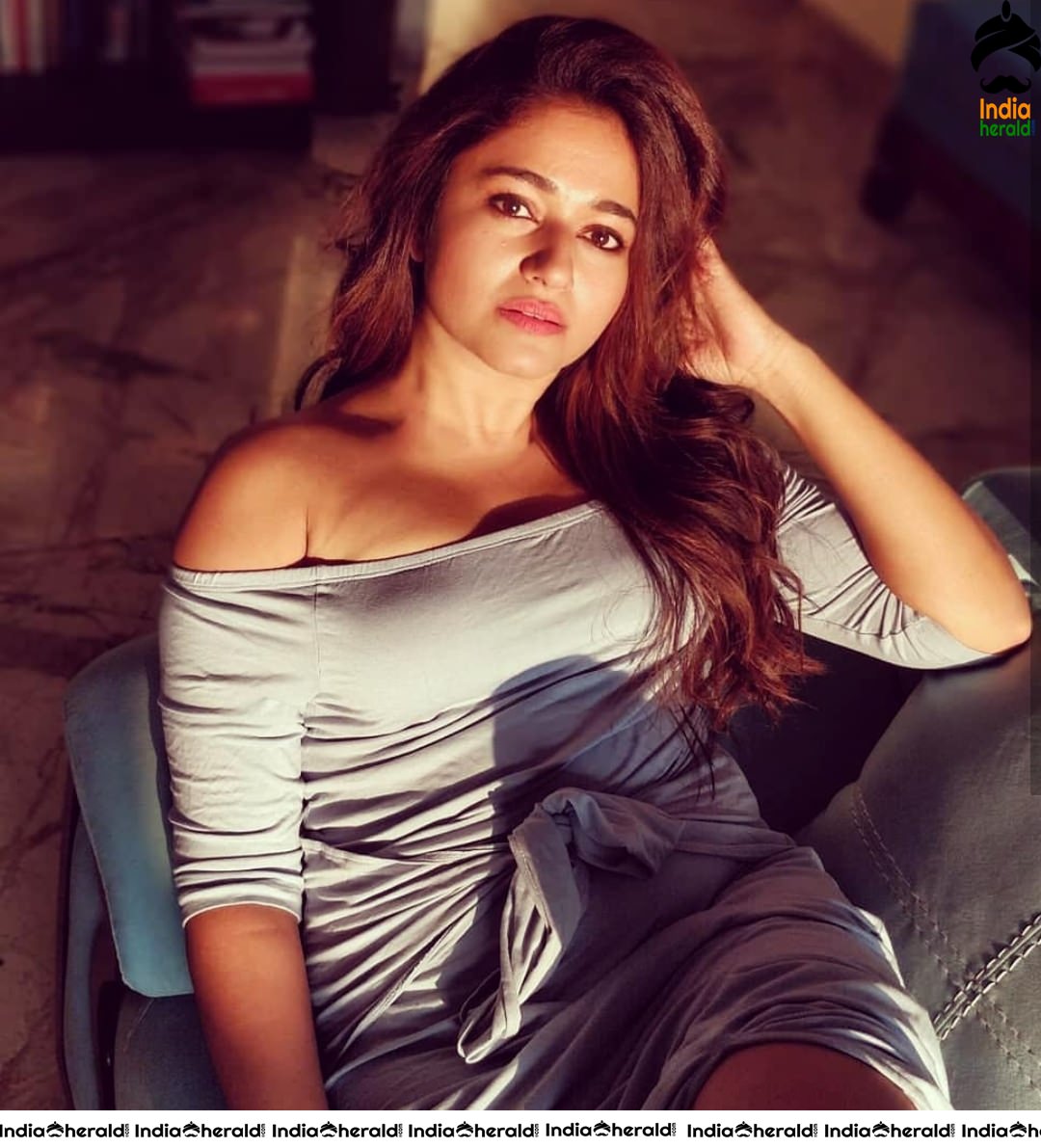 Poonam Bajwa Latest Hot Photos Set 3