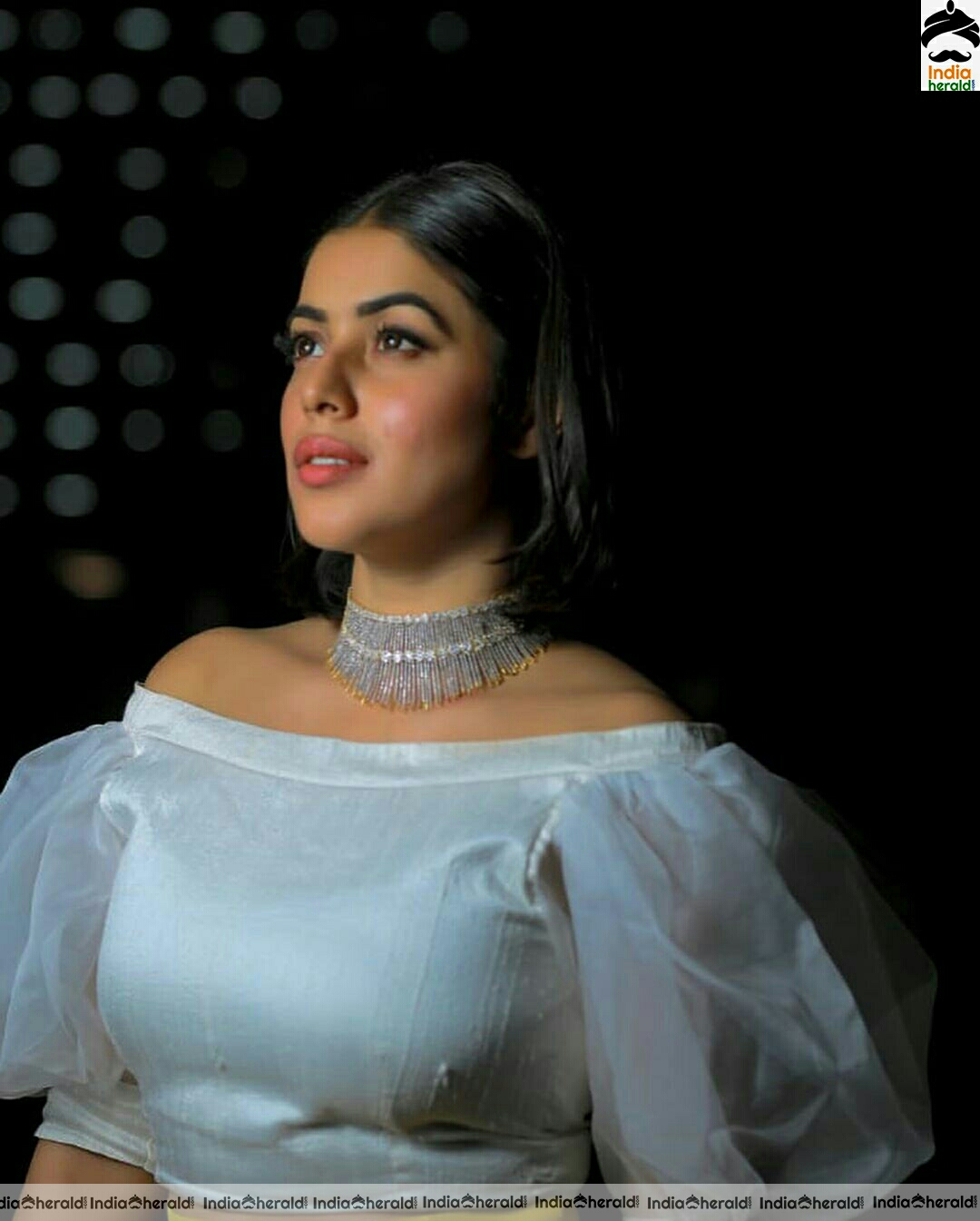 Poorna Latest Cute and Hot Photoshoot Stills