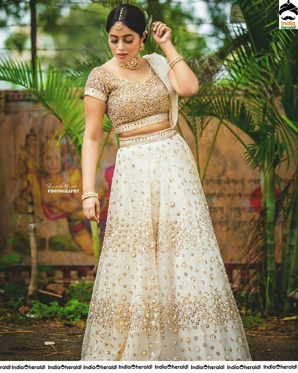 Poorna Looking Cute And Hot In These Photos