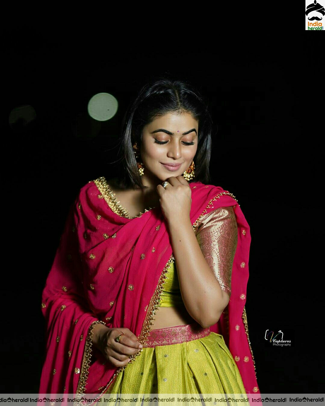 Poorna Shows Her Sexy Waistline In These Latest Stills