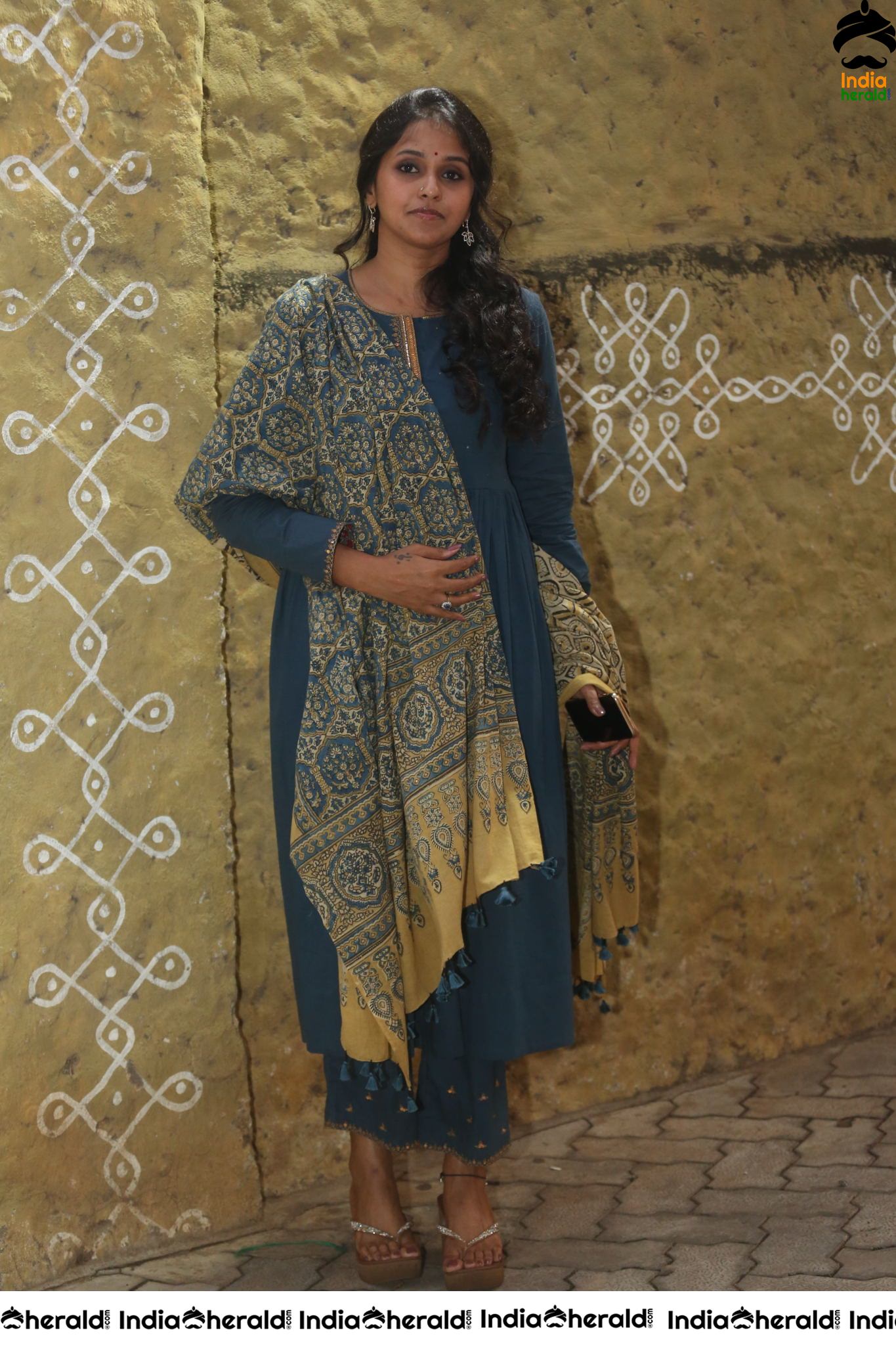 Pop Singer Smita At Cauvery Calling Photoshoot Set 1