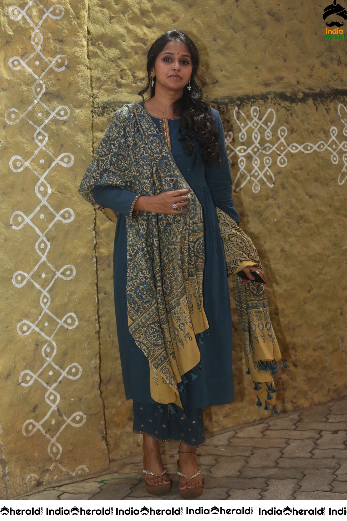 Pop Singer Smita At Cauvery Calling Photoshoot Set 1