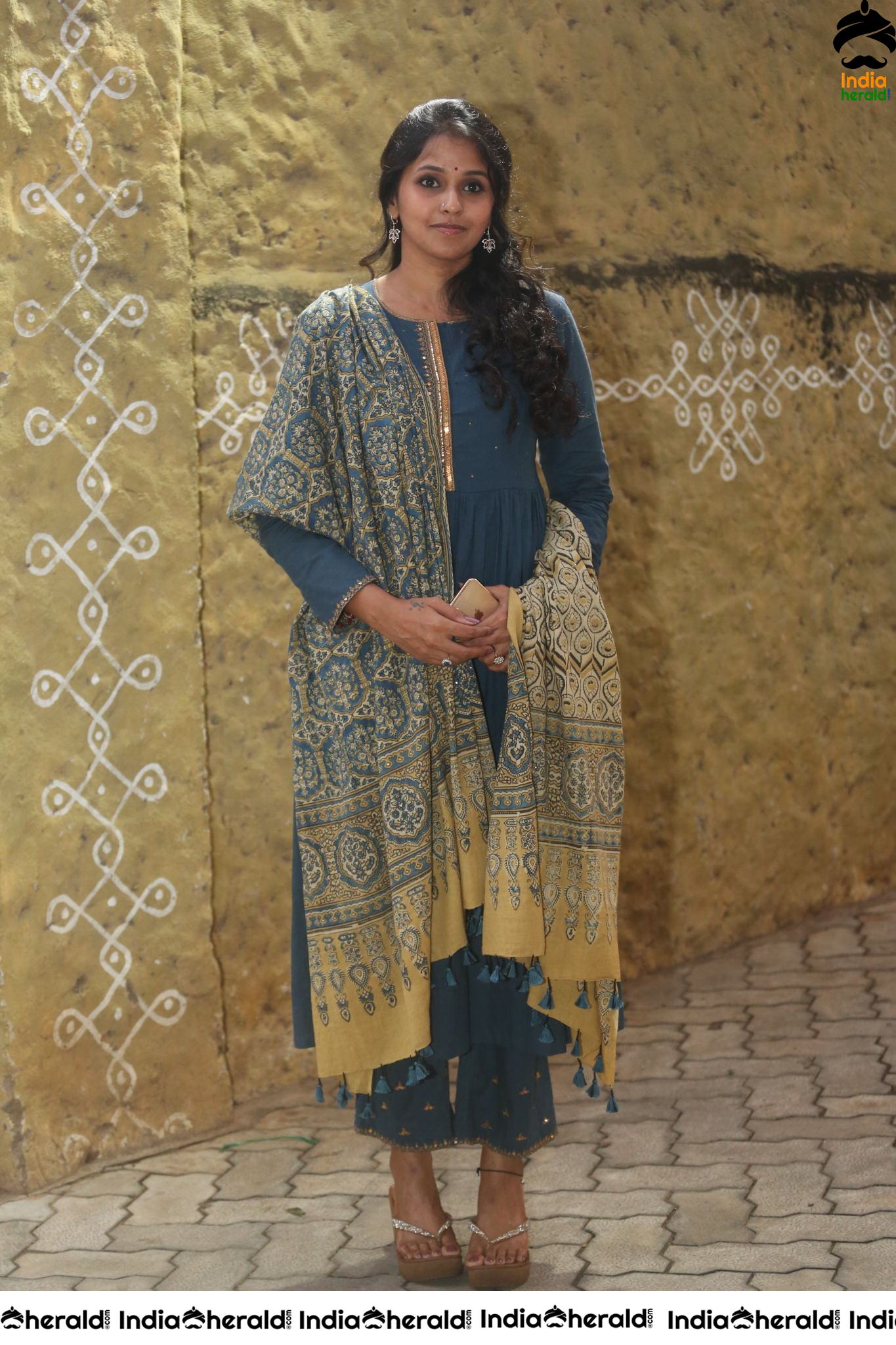 Pop Singer Smita At Cauvery Calling Photoshoot Set 1