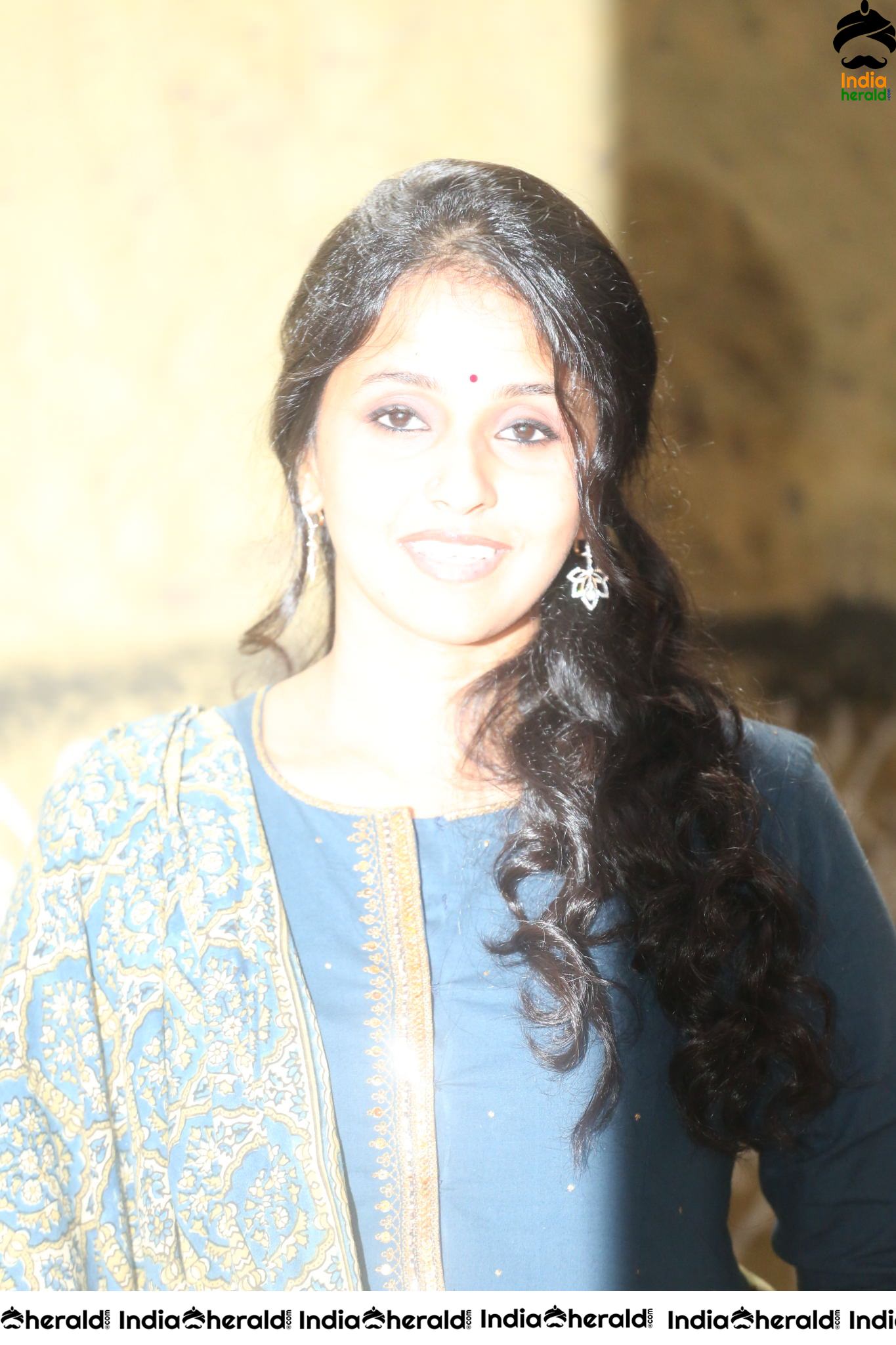 Pop Singer Smita At Cauvery Calling Photoshoot Set 2