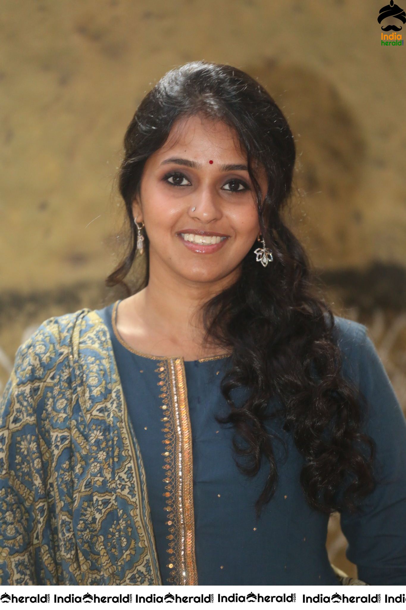 Pop Singer Smita At Cauvery Calling Photoshoot Set 2