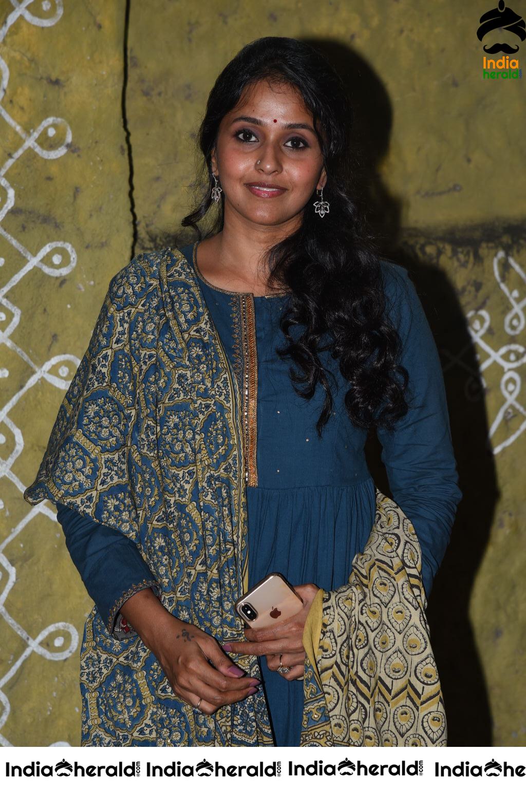 Pop Singer Smita At Cauvery Calling Photoshoot Set 4