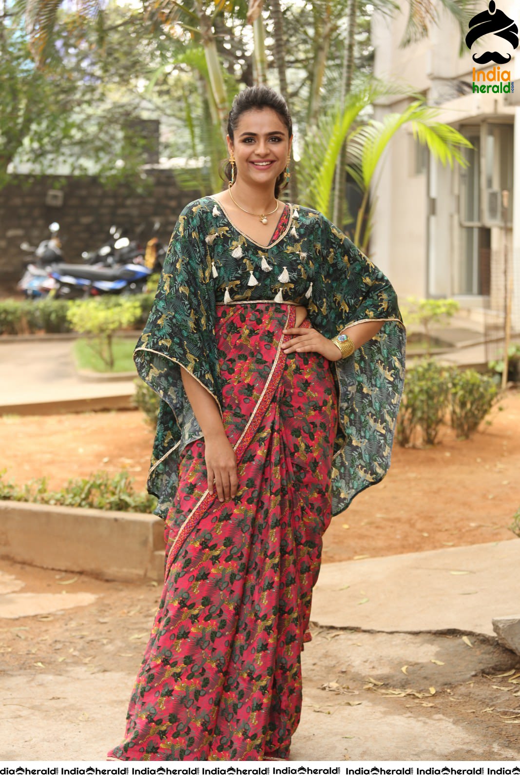 Prachi Tehlan looking Elegant at Mamangam Press Meet Set 1