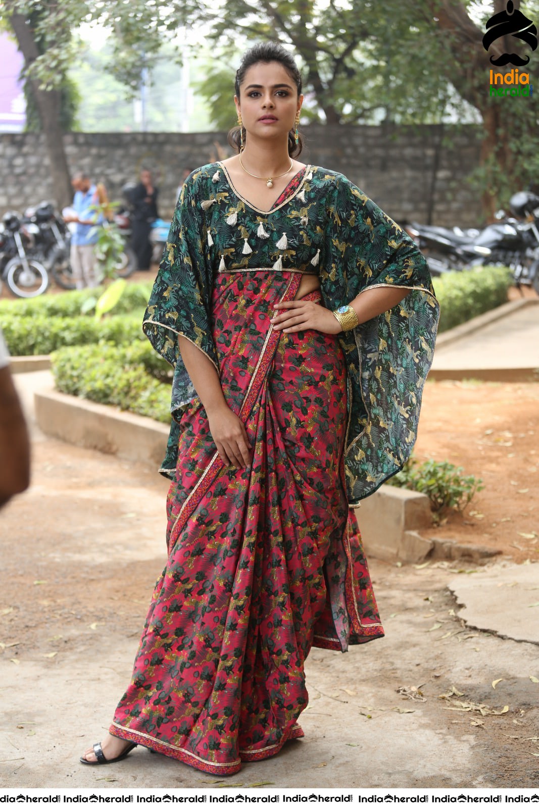 Prachi Tehlan looking Elegant at Mamangam Press Meet Set 2