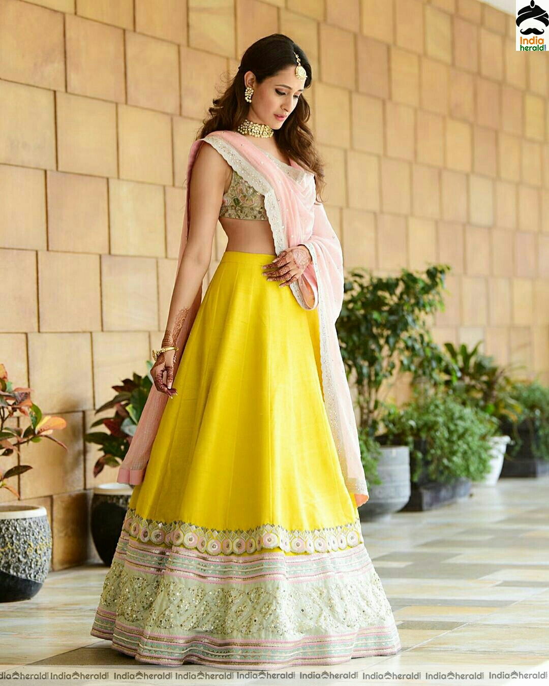 Pragya Jaiswal latest Cute Stills