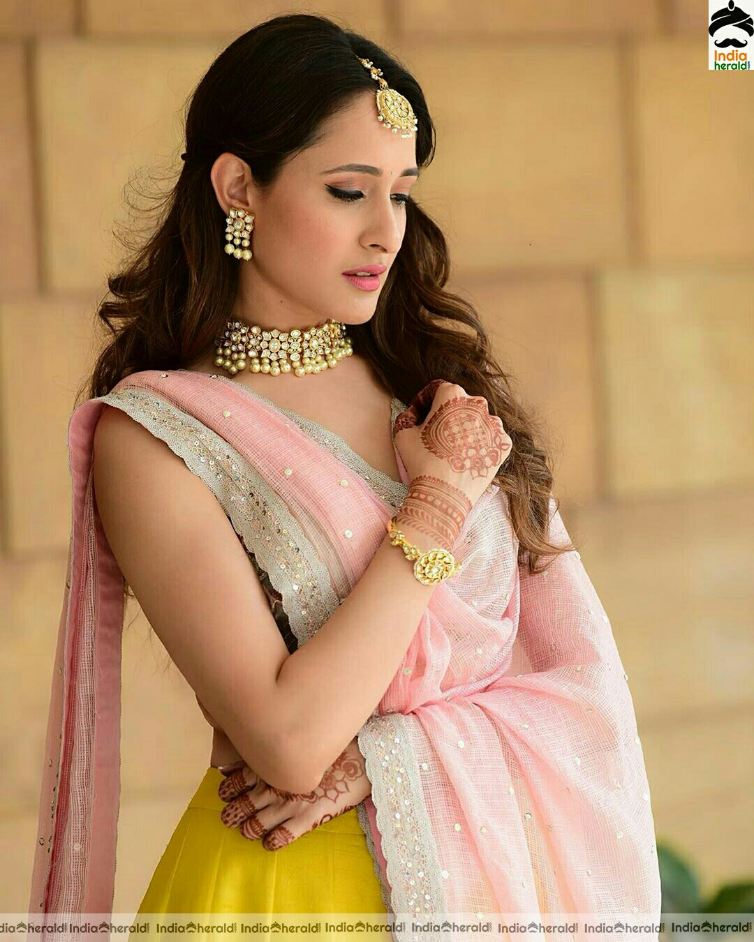 Pragya Jaiswal latest Cute Stills