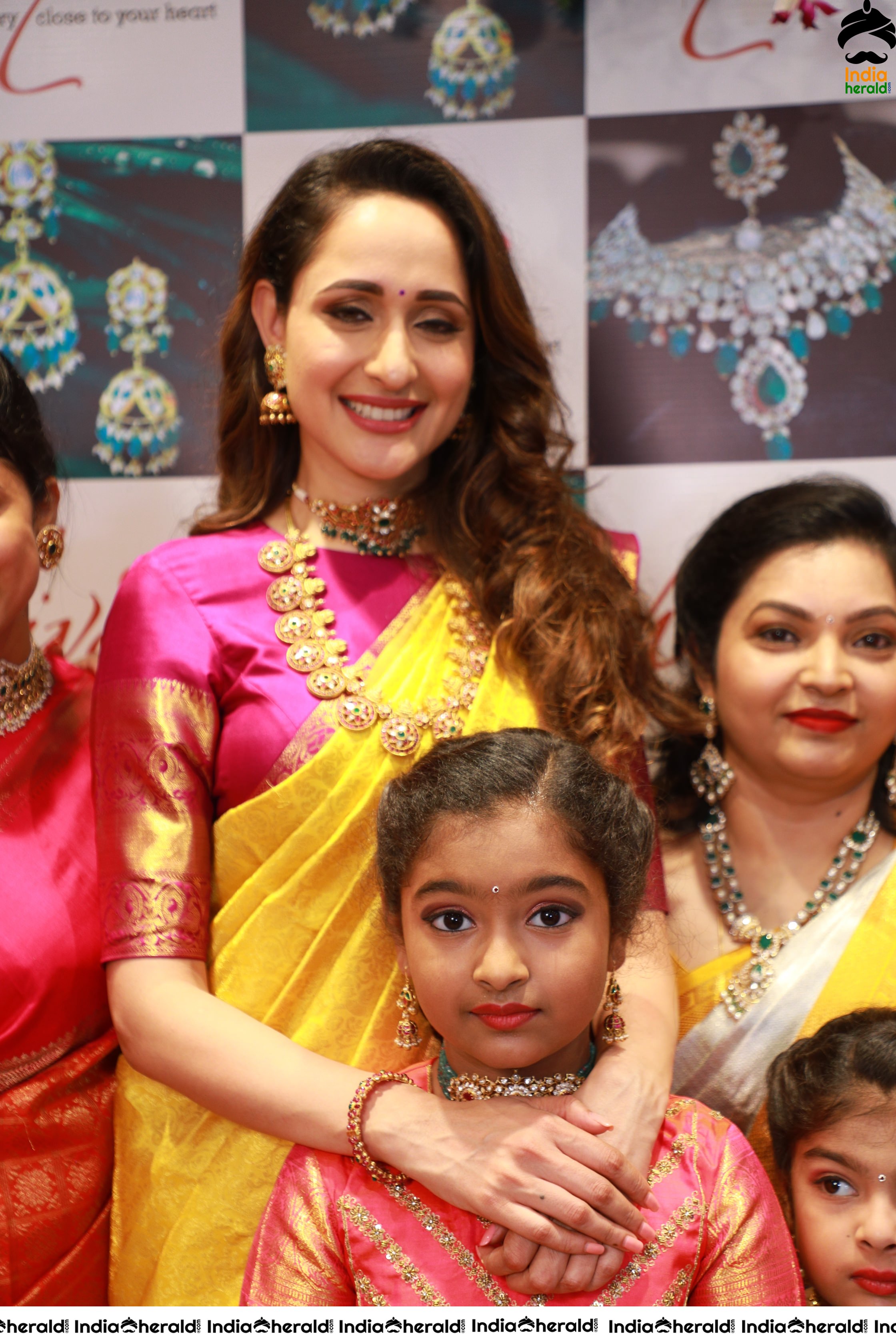 Pragya Jaiswal Solo HD Shots at Jewellery Shop Opening Set 2