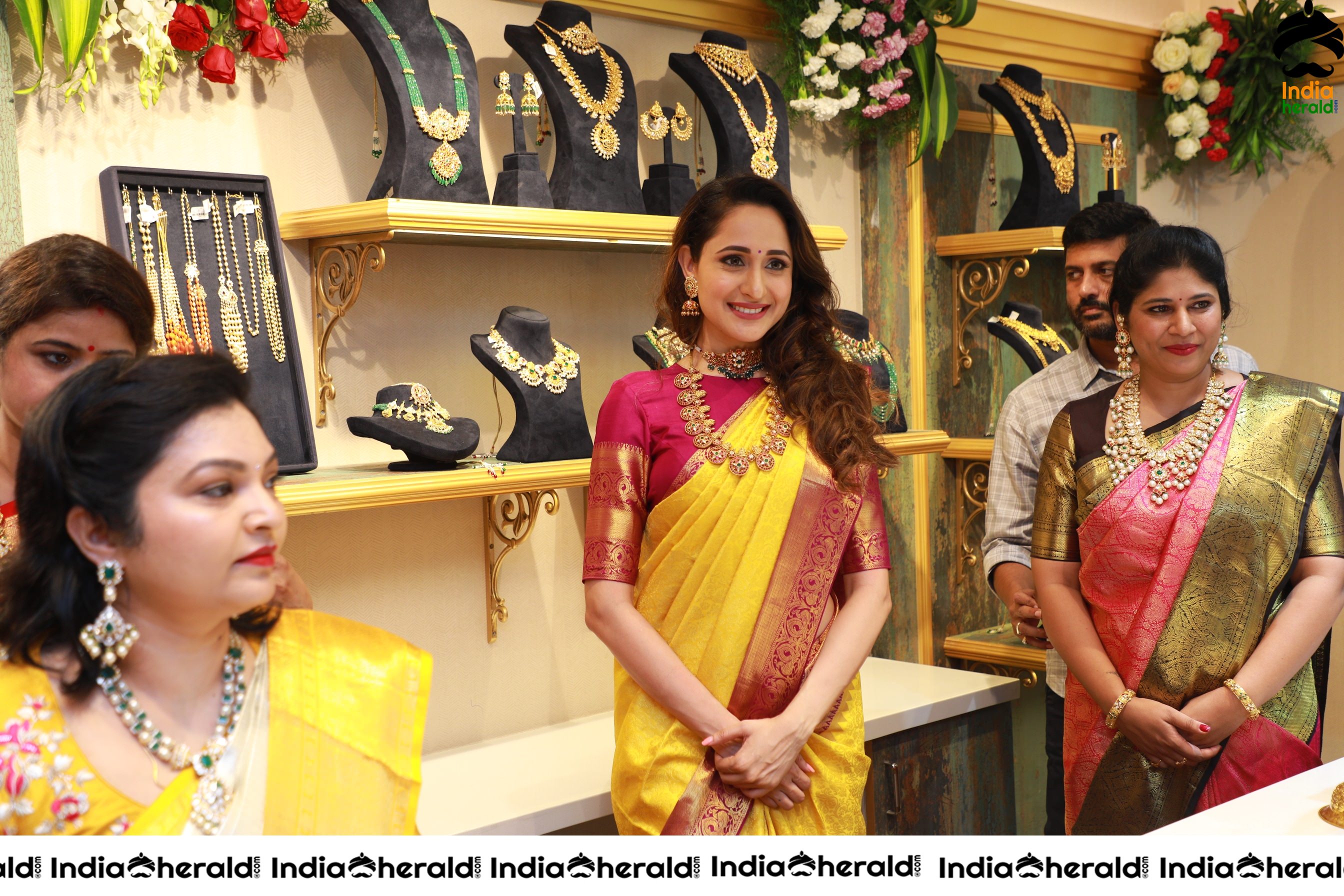 Pragya Jaiswal Takes a Look at Latest Jewellery Collection Set 2
