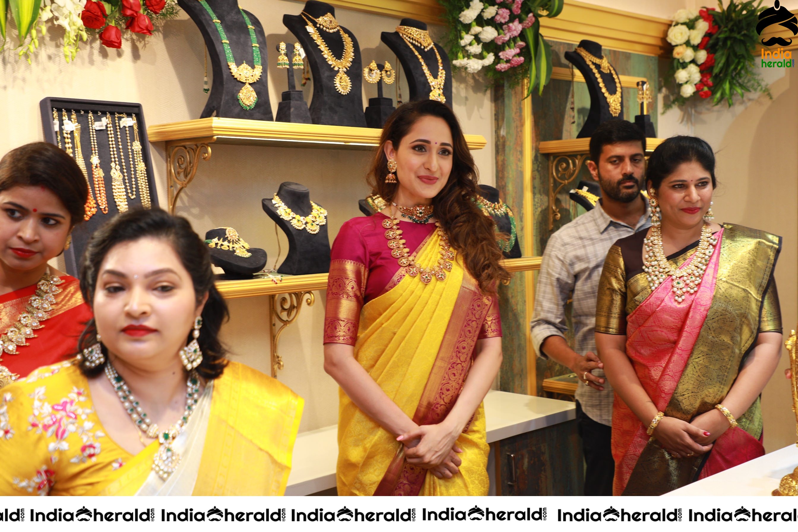 Pragya Jaiswal Takes a Look at Latest Jewellery Collection Set 2
