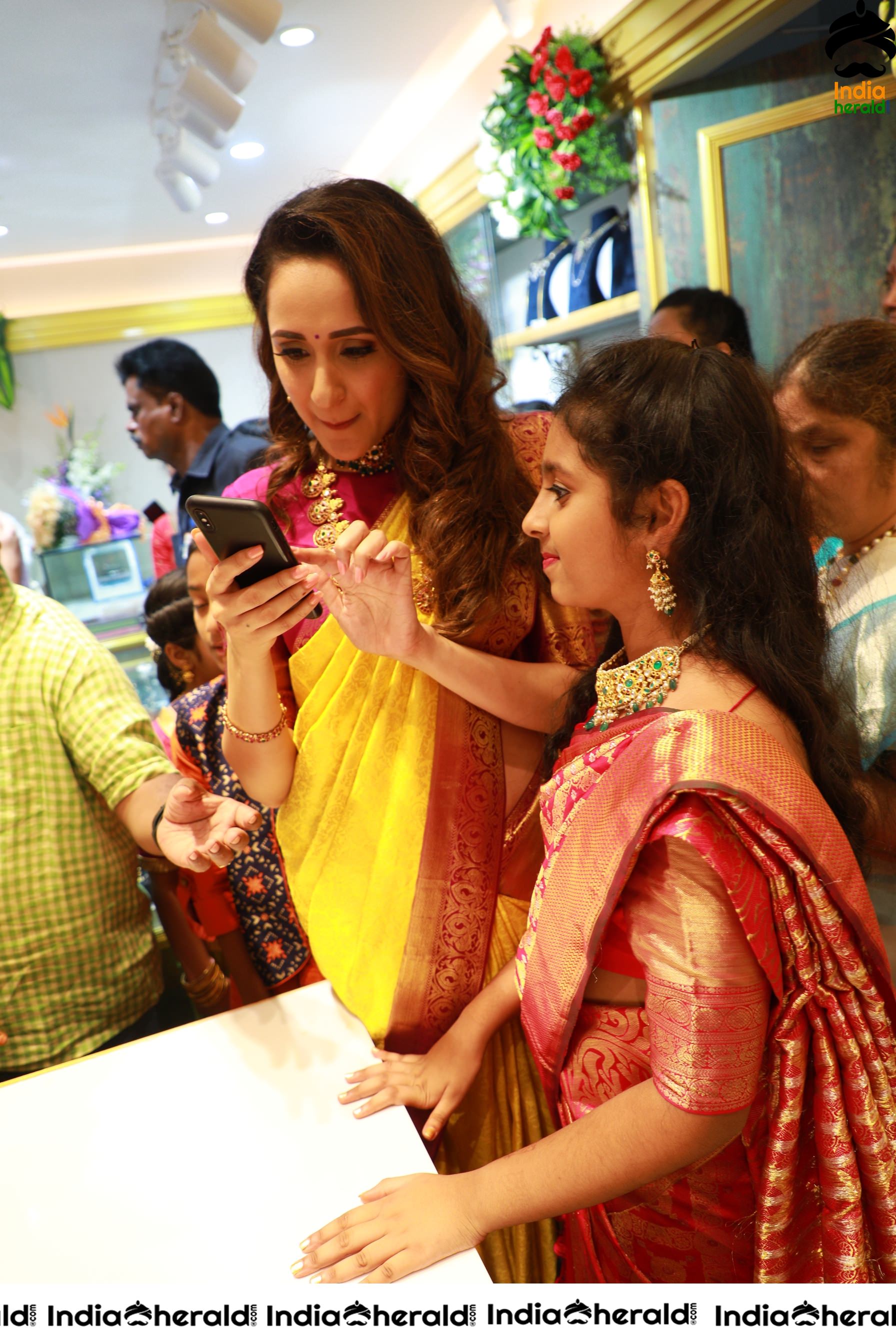 Pragya Jaiswal Takes a Look at Latest Jewellery Collection Set 2