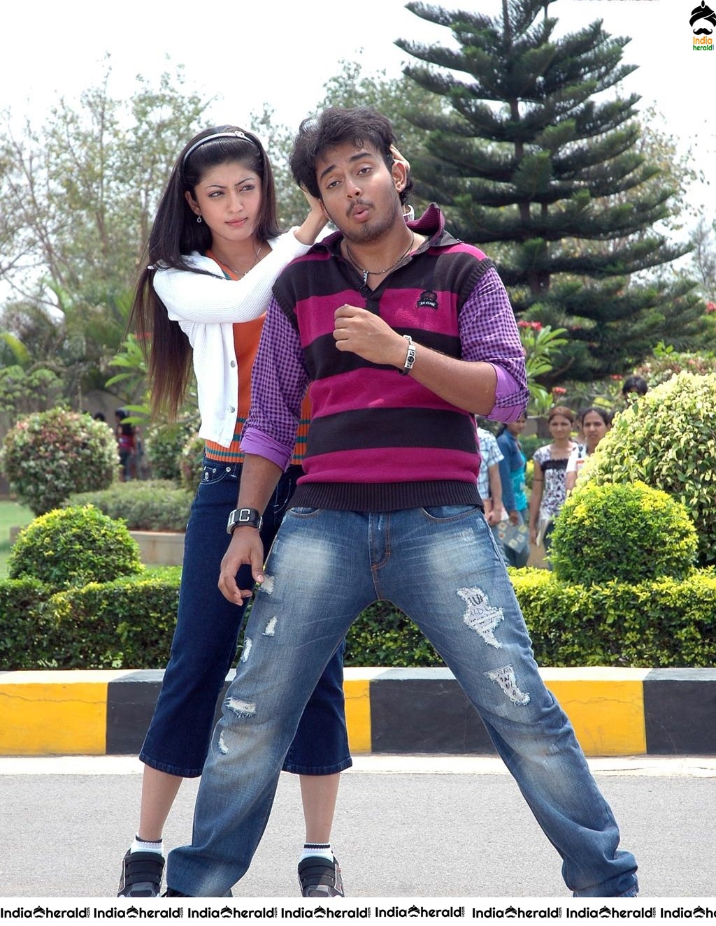 Praneetha Unseen Hot Photos from early days of her career Set 1
