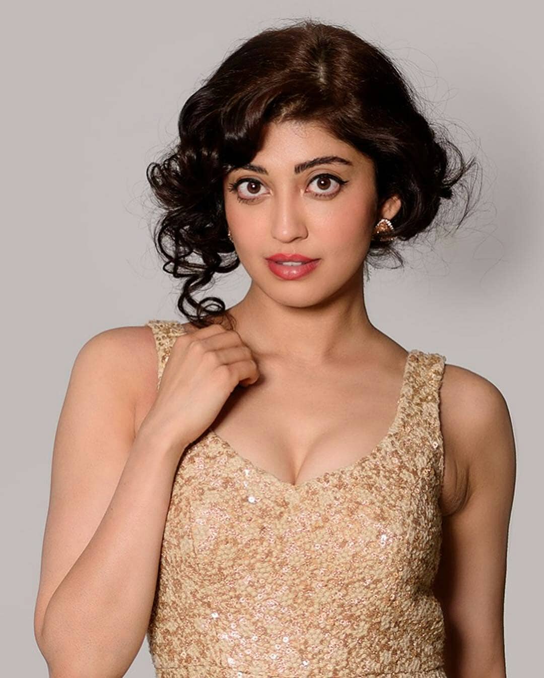 Pranitha Hot Compilation Photo Stills