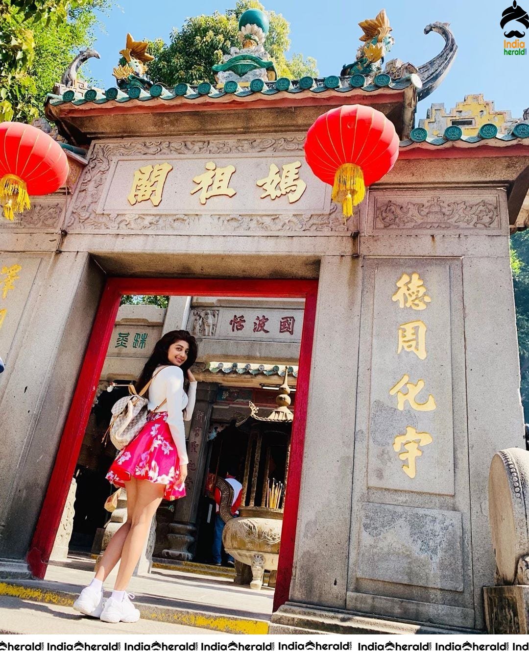 Pranitha Latest Hot and Adorable Photos Collection to blow you down Set 1