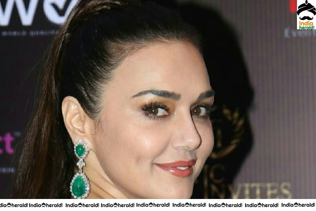 Preity Zinta At Golden Glory Awards 2019