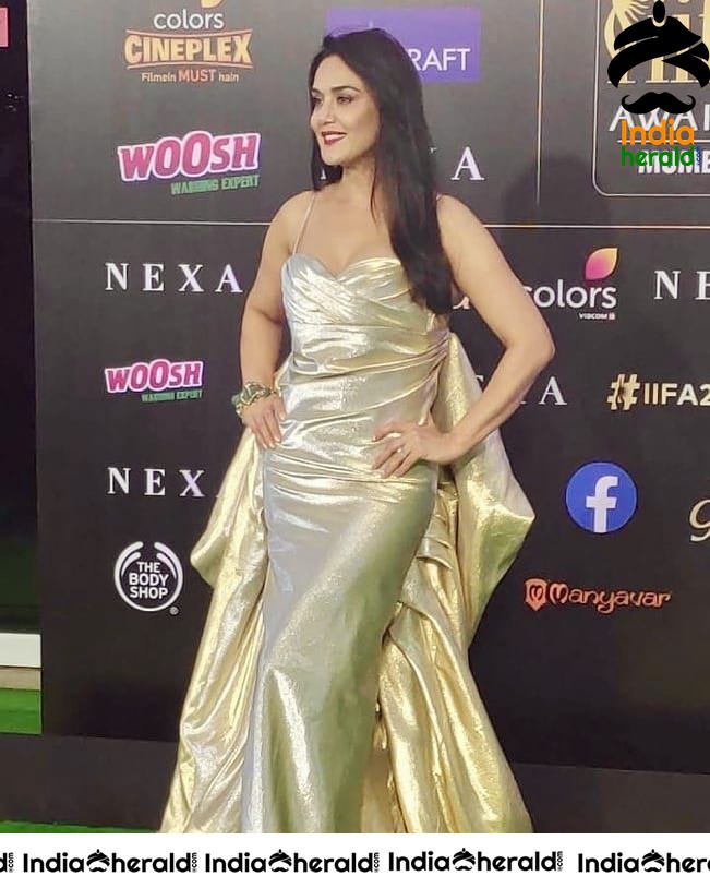 Preity Zinta Hot At IIFA 2019 Awards