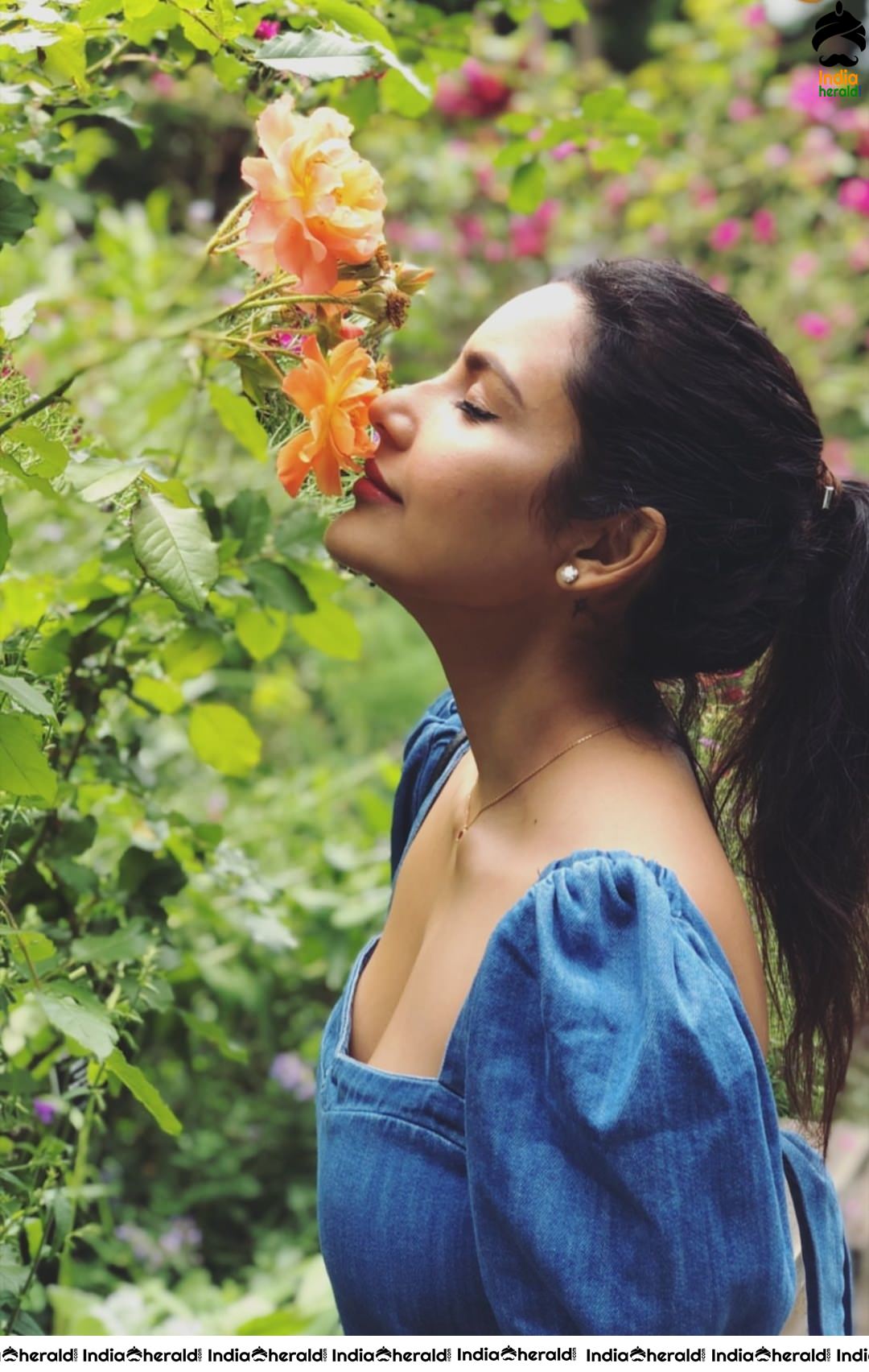 Priya Anand Hot Photos to tempt your mood